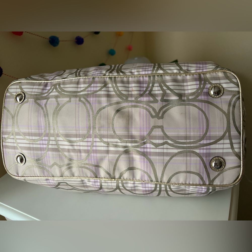 💜 Coach Lavender & Champagne Signature Striped Tartan Plaid Carryall 💜 - Picture 3 of 8